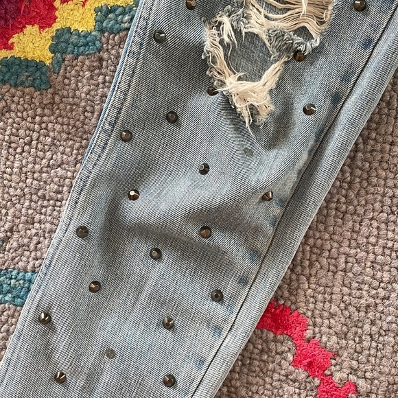 Topshop Mom Jeans Ripped Distressed with Metalic Embelishment Design Light Blue - Picture 8 of 10